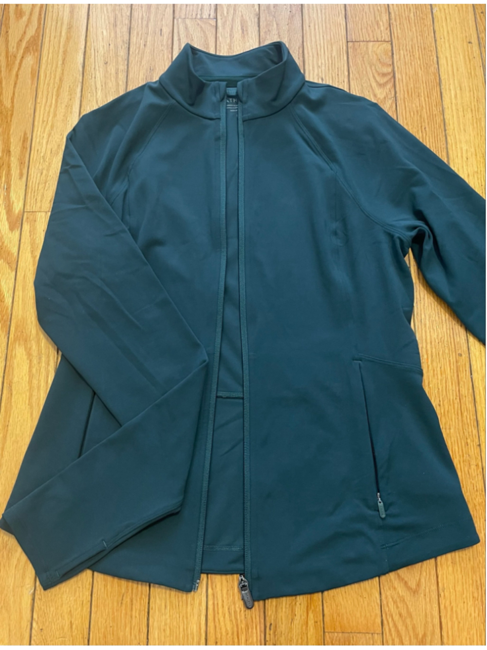 Women's Athleta Salutation Jacket 2.0 Color Pine Size M